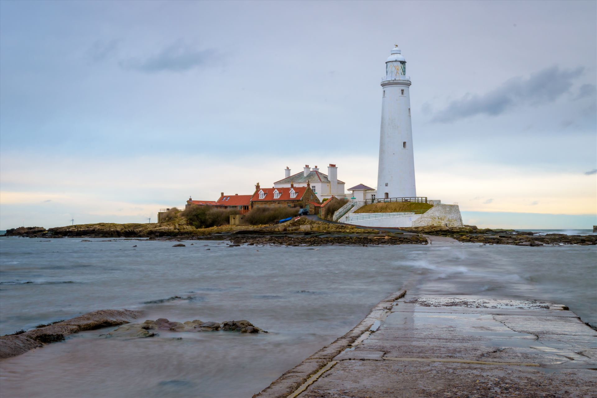 St Mary's Island, Whitley Bay.St. Mary's Island was originally called Bates Island, Hartley Bates or Bates Hill as it was originally owned by the Bates family.

The lighthouse continued to function until 1984, when it was taken out of service. The lighthouse is now open to visitors.