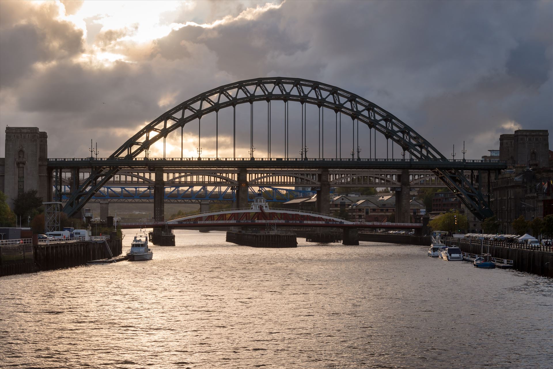 Sunset over the river Tyne, Quayside Newcastle